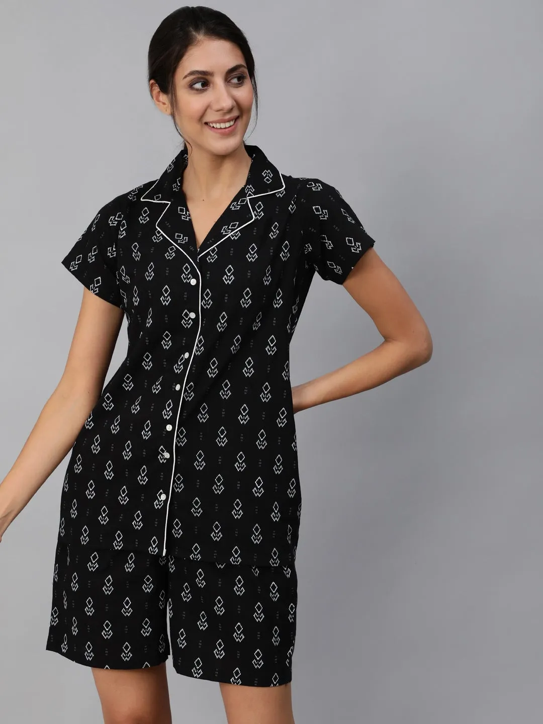 Women Black Floral Printed Night Suit